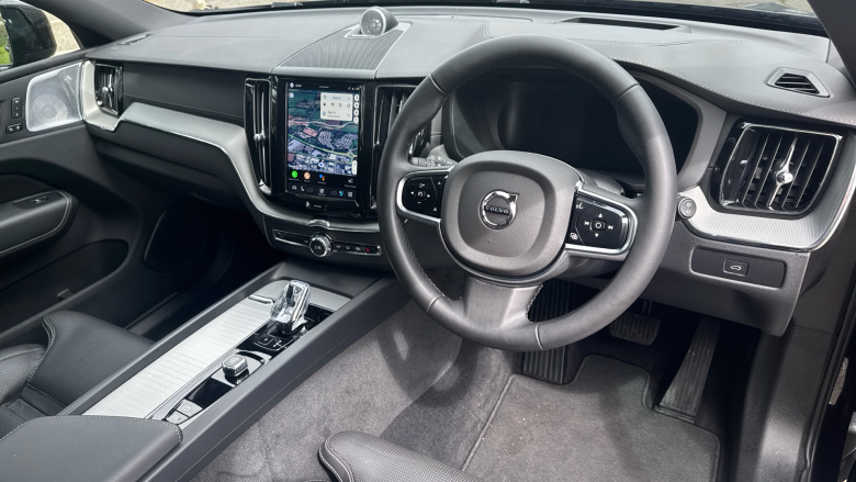 Volvo XC60 2.0 B5P Ultra Black Edition 5dr AWD Geartronic Petrol Estate